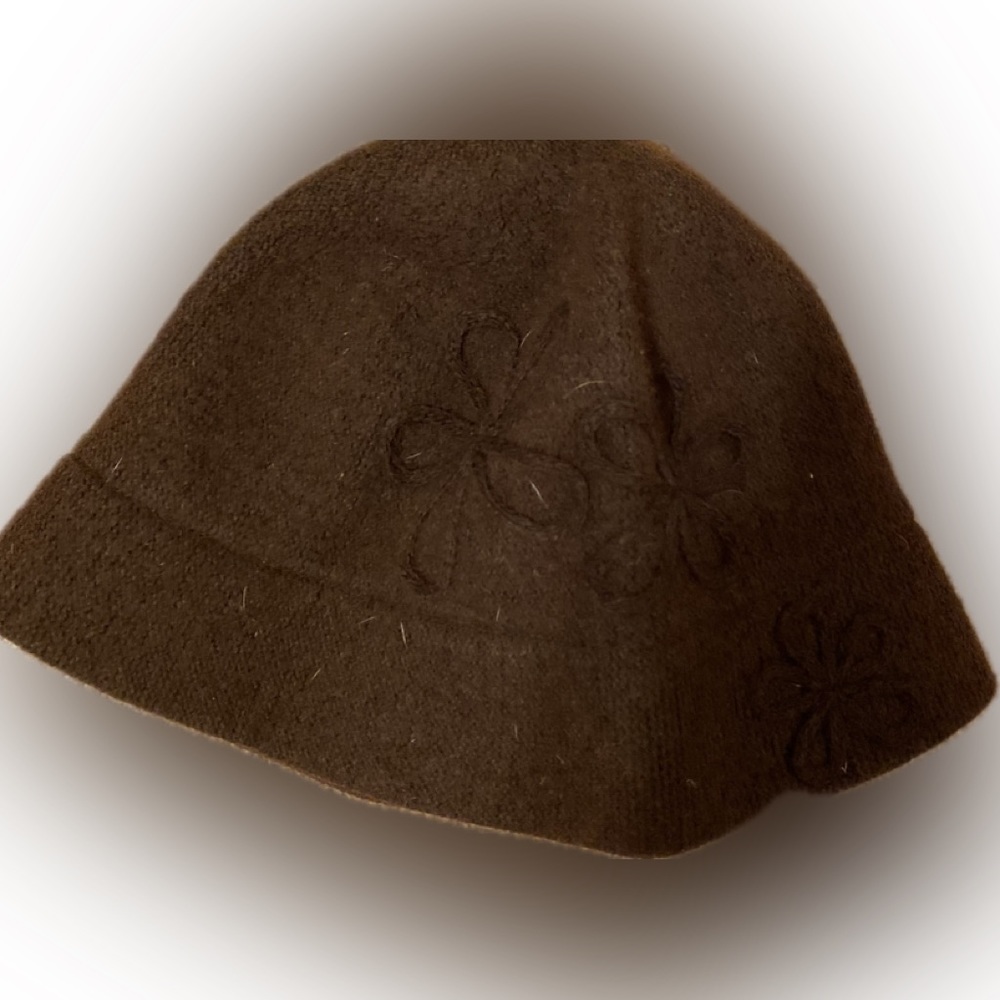 Brown wool hat with embroidered flower, Size: L (fits up to 23” head)